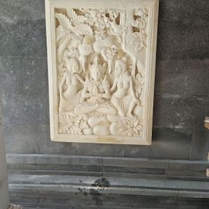 Relief Dinding Hotel Motif Arjuna ukiranbali.com